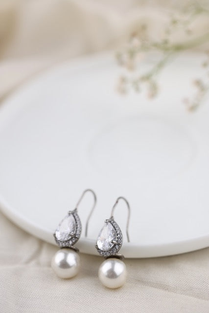 Pearl Drop Earrings