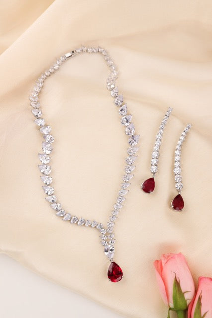 Leaf Drop Necklace