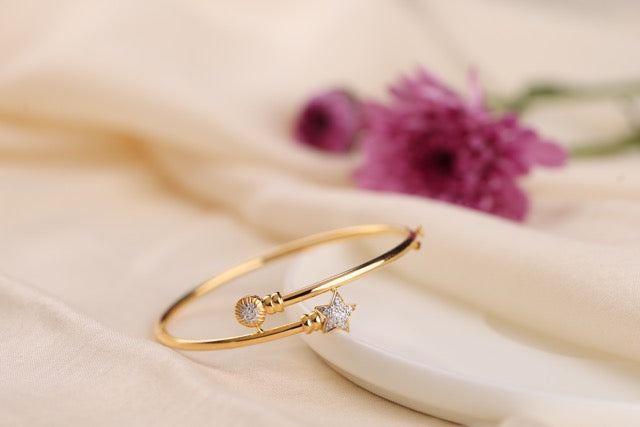 Blissful Star Bracelet (Small)