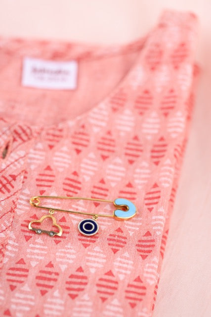 Charming Boy Lepal Pin