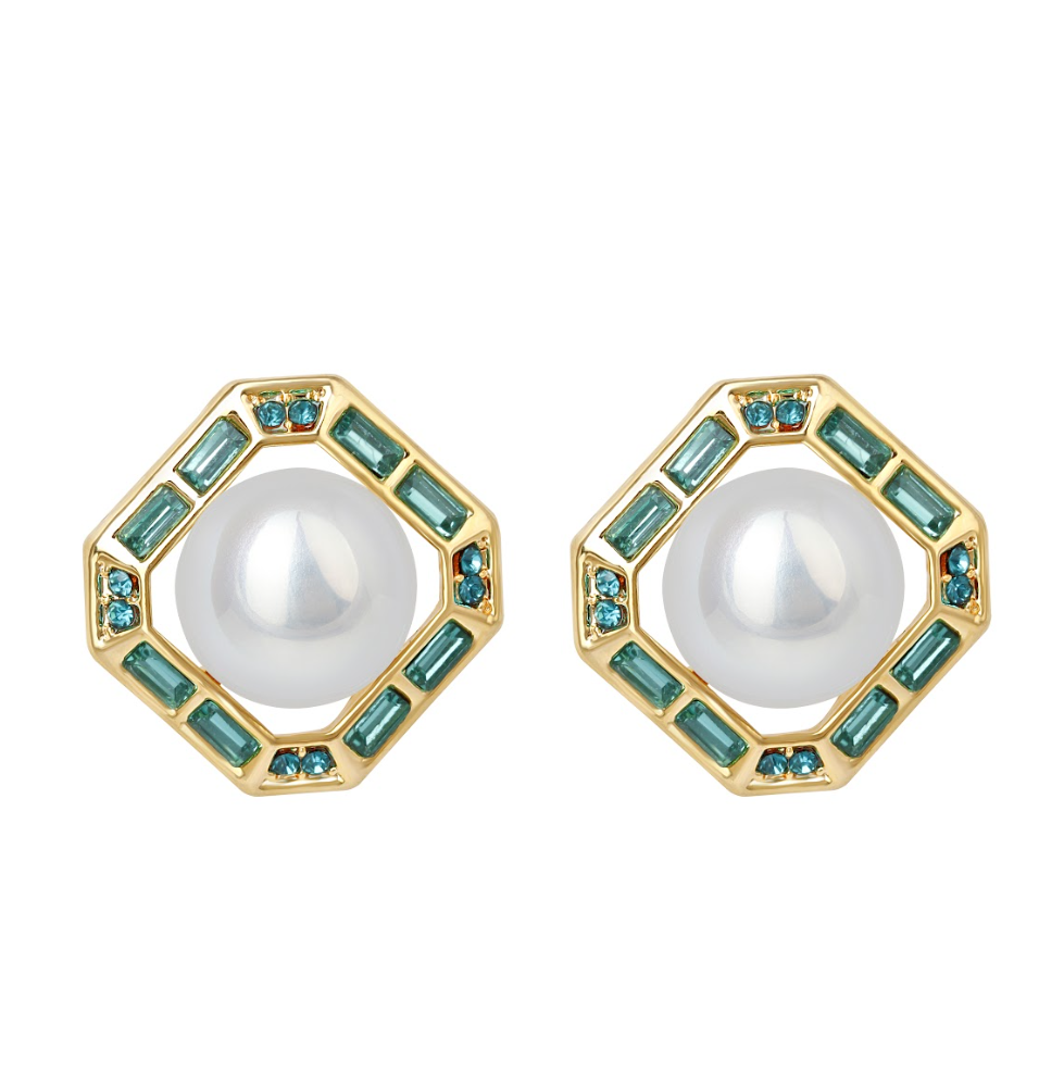 Pearl Choki Studs